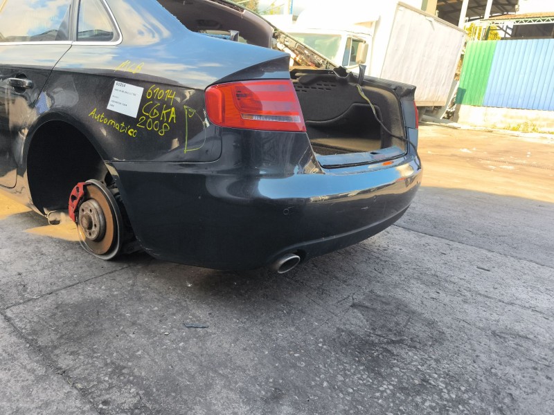 Recambio de paragolpes trasero para audi a4 b8 (8k2) 2.7 tdi referencia OEM IAM 8K5807303AGRU  