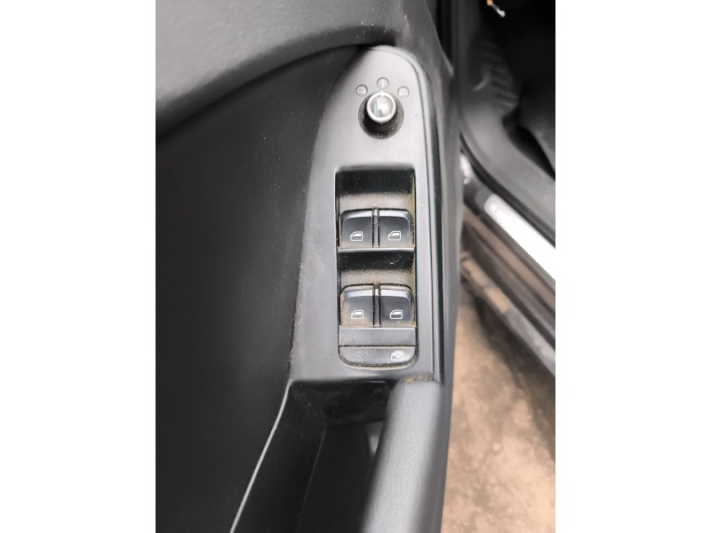 Recambio de mando elevalunas delantero izquierdo para audi a4 b8 (8k2) 2.7 tdi referencia OEM IAM 8K0959851DV10  