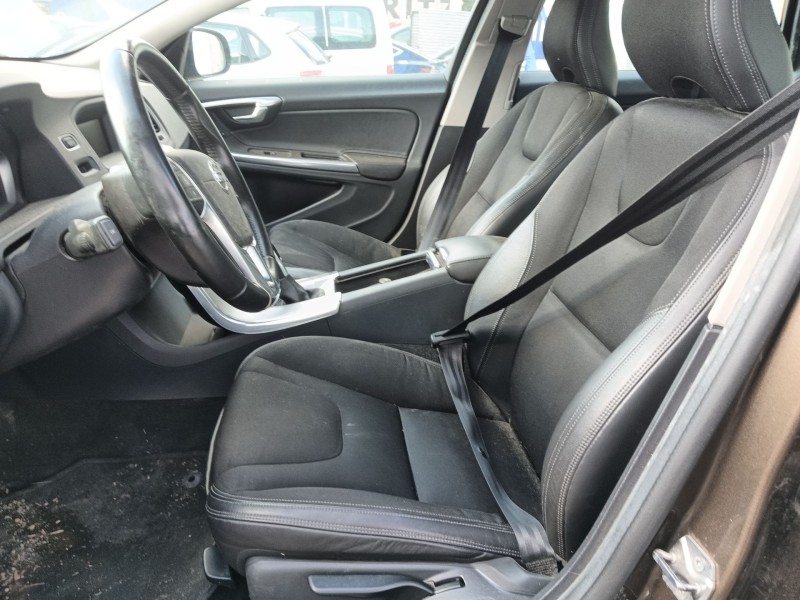 volvo v60 i cross country (157) del año 2016