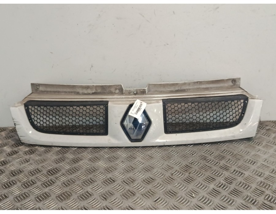 Recambio de rejilla delantera para renault trafic ii furgoneta (fl) 1.9 dci 100 (fl0c) referencia OEM IAM 8200204452  