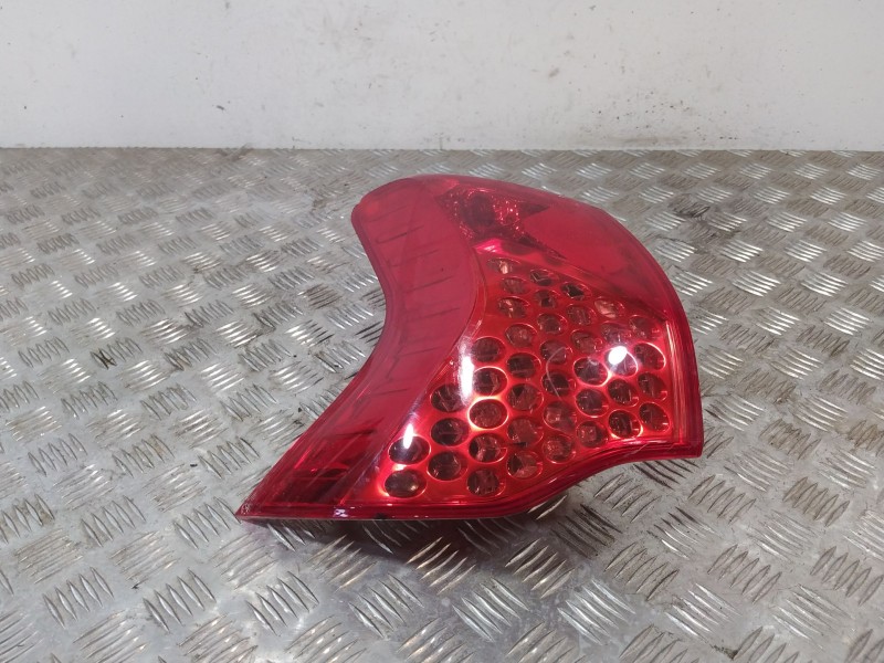 Recambio de piloto trasero izquierdo para peugeot 3008 i monospace (0u_) 1.6 hdi referencia OEM IAM 6350HC  