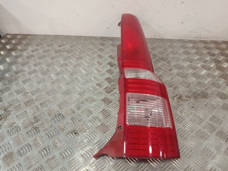 Recambio de piloto trasero derecho para fiat panda / panda classic (169_) 1.1 (169.axa1a) referencia OEM IAM 28028008  