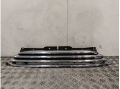 Recambio de rejilla delantera para mini mini (r56) cooper referencia OEM IAM 16443400  
