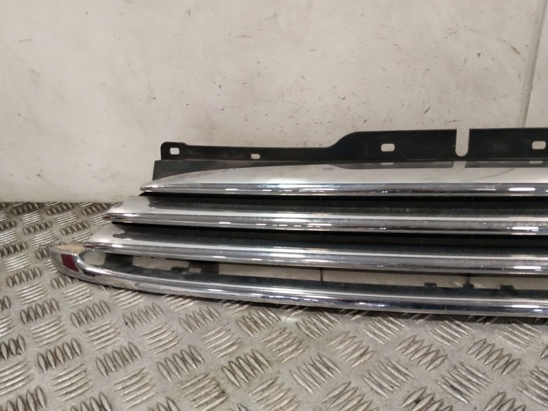 Recambio de rejilla delantera para mini mini (r56) cooper referencia OEM IAM 16443400  