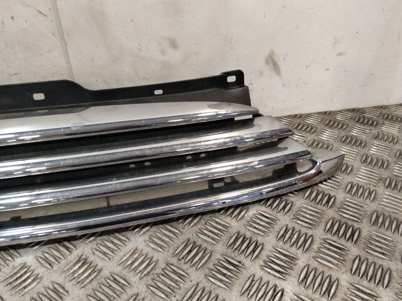 Recambio de rejilla delantera para mini mini (r56) cooper referencia OEM IAM 16443400  
