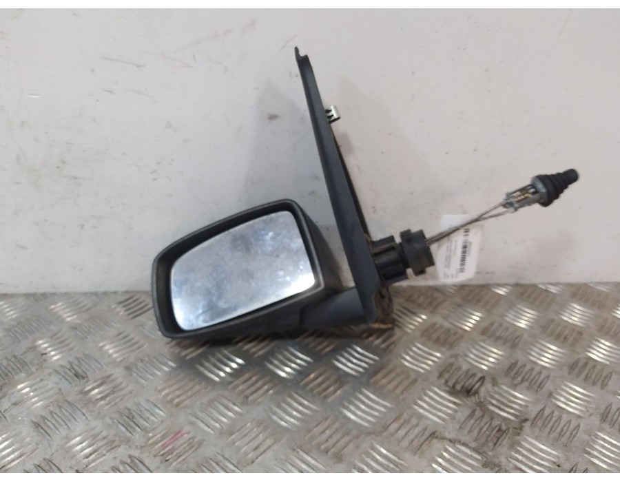 Recambio de retrovisor izquierdo para fiat panda / panda classic (169_) 1.1 (169.axa1a) referencia OEM IAM 01704662700  