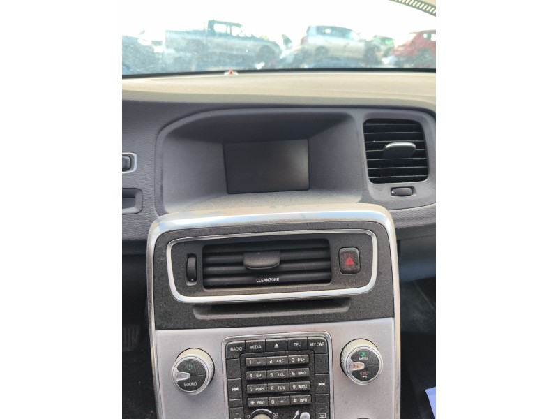 Recambio de pantalla / mando multifuncion para volvo v60 i cross country (157) d4 referencia OEM IAM 31382065  