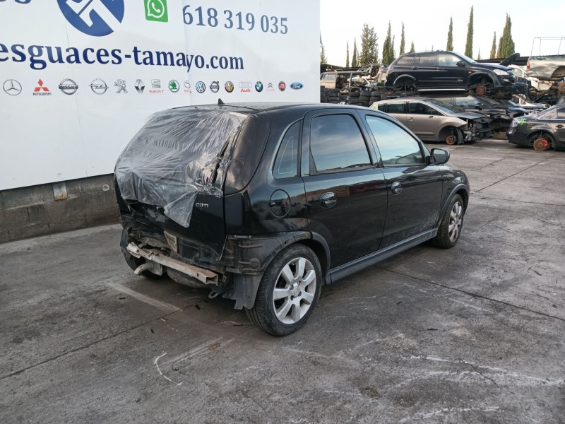 opel corsa c (x01) del año 2006