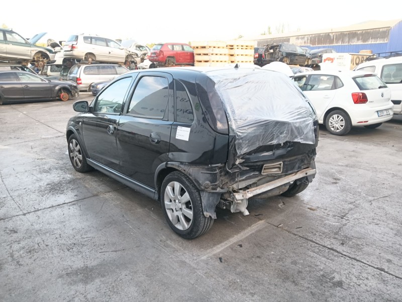 opel corsa c (x01) del año 2006