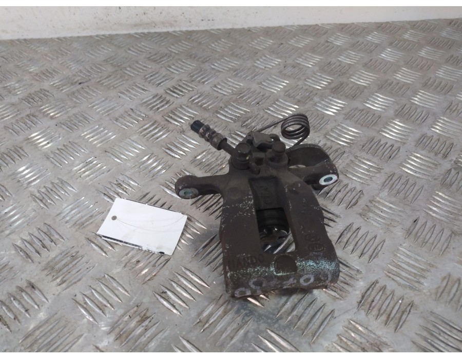 Recambio de pinza freno trasera derecha para kia rio iii (ub) 1.2 cvvt referencia OEM IAM 583111WA30 584001W350 