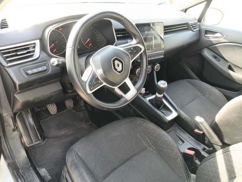 renault clio v (b7_) del año 2020