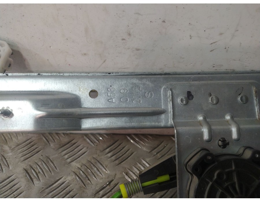 Recambio de elevalunas delantero izquierdo para citroën c3 picasso (sh_) 1.6 hdi 90 referencia OEM IAM 9221FC  