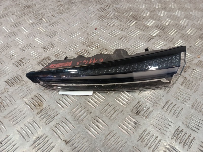Recambio de piloto trasero derecho interior para renault captur ii (hf_) tce 160 (hfn1) referencia OEM IAM 265507490R  