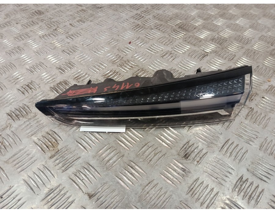 Recambio de piloto trasero derecho interior para renault captur ii (hf_) tce 160 (hfn1) referencia OEM IAM 265507490R  