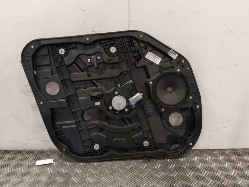 Recambio de elevalunas delantero izquierdo para kia carens iv 1.7 crdi referencia OEM IAM 82471A4030  