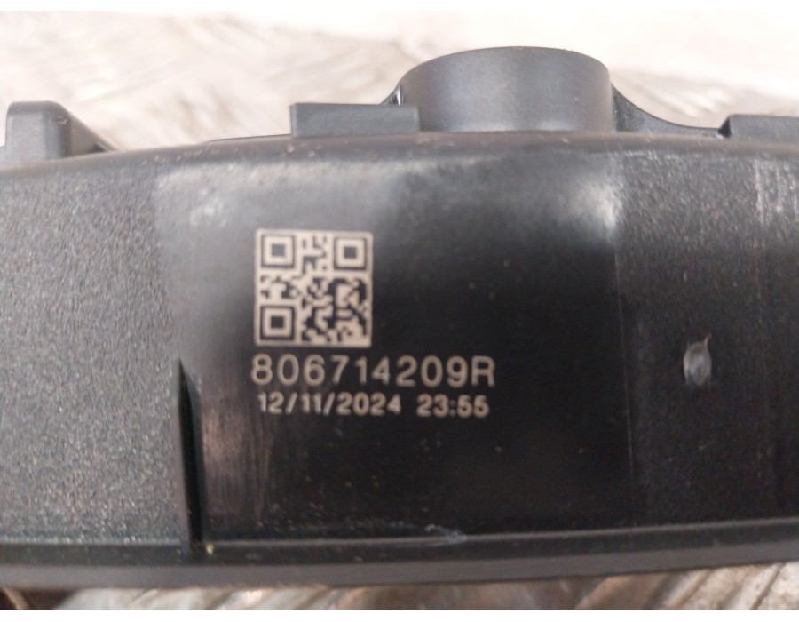 Recambio de maneta interior delantera izquierda para renault captur ii (hf_) tce 160 (hfn1) referencia OEM IAM 806719965R  