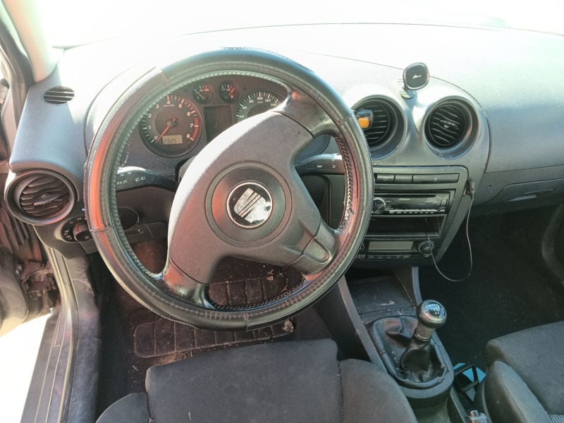seat ibiza iii (6l1) del año 2002