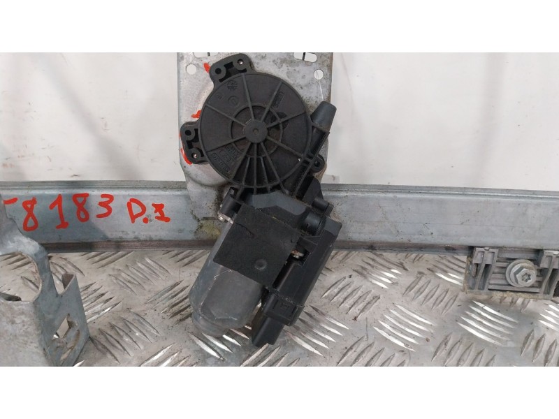 Recambio de elevalunas delantero izquierdo para renault megane ii coupe/cabrio referencia OEM IAM 116937B  