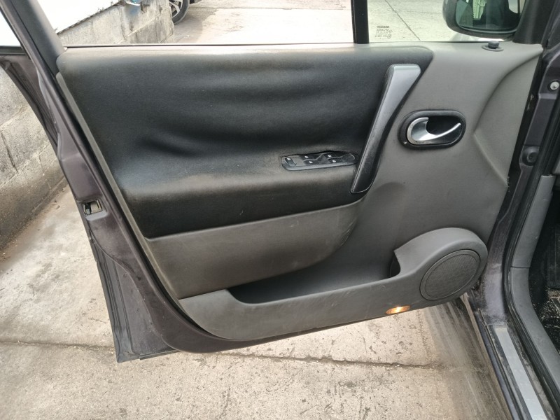 renault grand scénic ii (jm0/1_) del año 2004