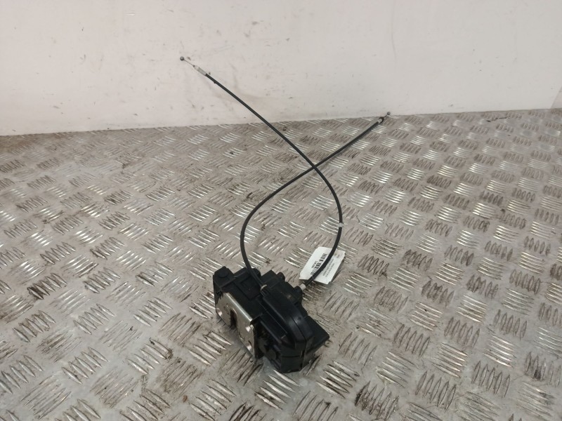 Recambio de cerradura puerta trasera derecha para nissan micra iii (k12) 1.4 16v referencia OEM IAM 82500AX111  