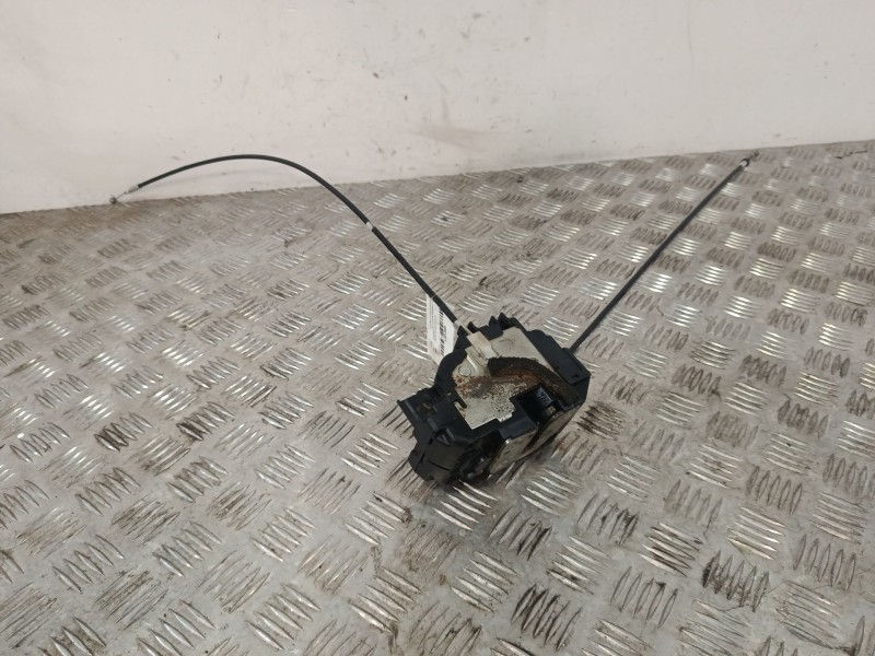 Recambio de cerradura puerta trasera derecha para nissan micra iii (k12) 1.4 16v referencia OEM IAM 82500AX111  