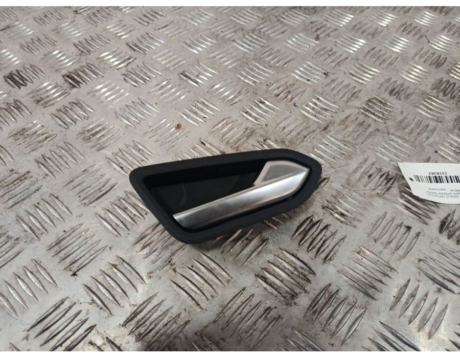 Recambio de maneta interior trasera derecha para renault captur ii (hf_) tce 160 (hfn1) referencia OEM IAM 826723042R  