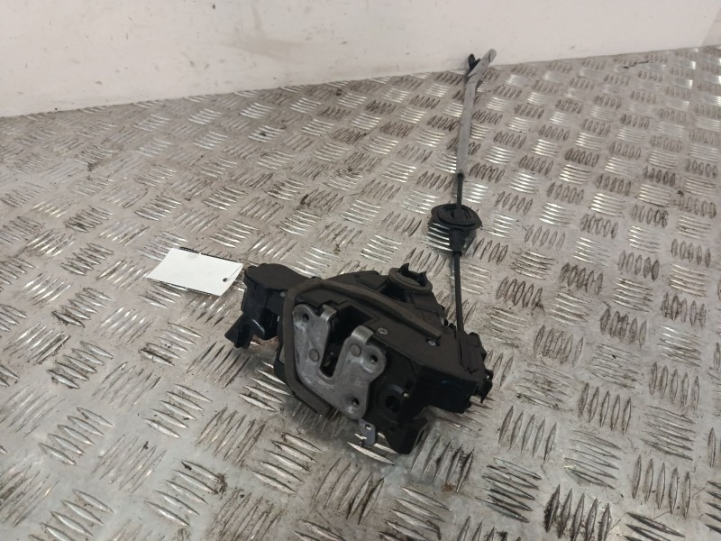 Recambio de cerradura puerta delantera izquierda para renault captur ii (hf_) tce 160 (hfn1) referencia OEM IAM 805034935R  