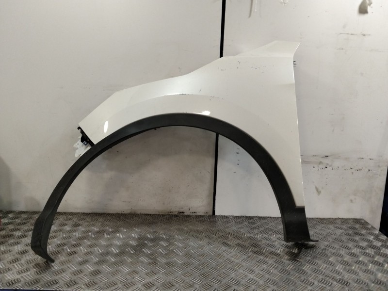 Recambio de aleta delantera izquierda para nissan qashqai ii (j11, j11_) 1.7 dci referencia OEM IAM F3A014EAMB  