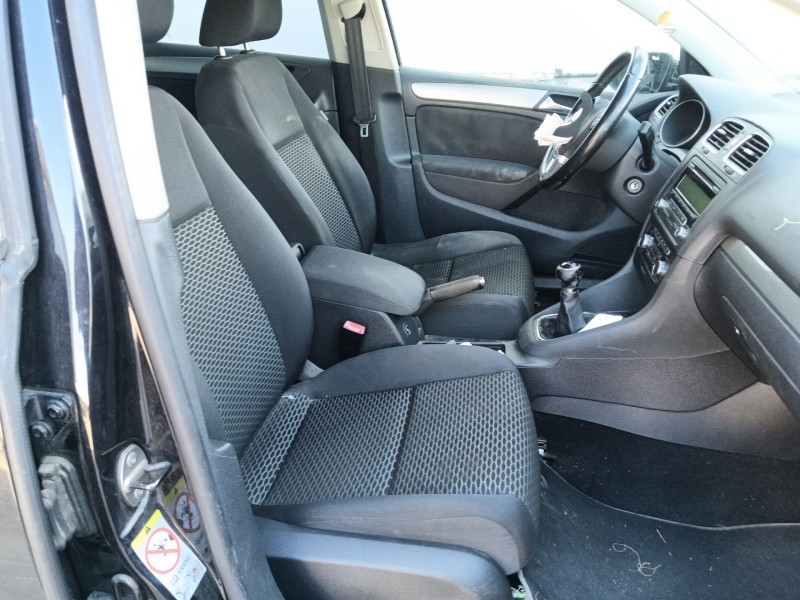 volkswagen golf vi (5k1) del año 2009