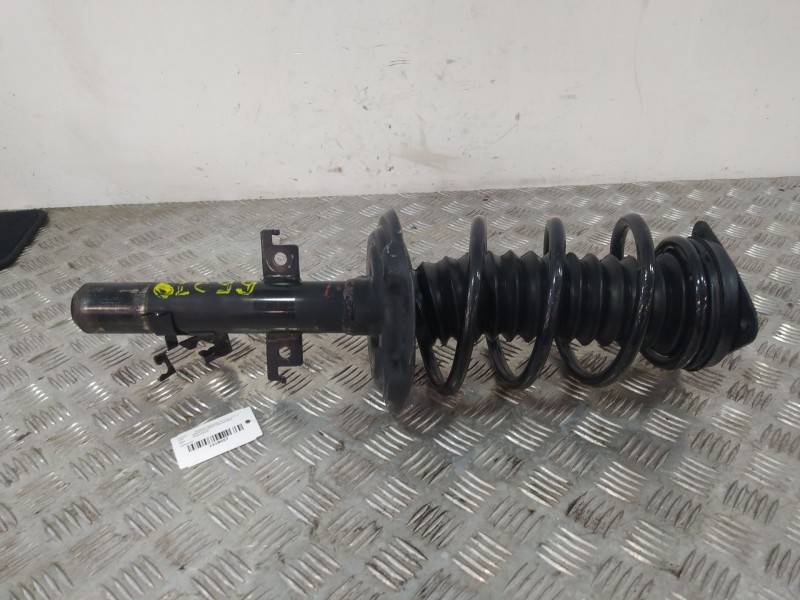 Recambio de amortiguador delantero izquierdo para nissan qashqai ii (j11, j11_) 1.7 dci referencia OEM IAM   