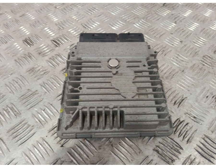 Recambio de centralita motor uce para seat altea xl (5p5, 5p8) 1.6 tdi referencia OEM IAM 03L906023LG  