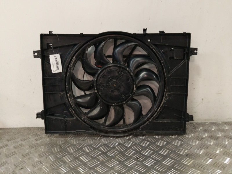 Recambio de electroventilador para kia niro (de) 1.6 gdi hybrid referencia OEM IAM 25386G2000 25380G2000 