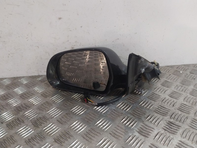 Recambio de retrovisor izquierdo para audi a4 b8 (8k2) 2.7 tdi referencia OEM IAM 020931  