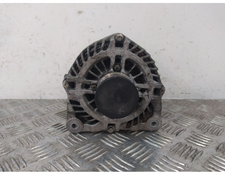 Recambio de alternador para renault trafic iii autobús (jg_) 1.6 dci 115 (jgmd) referencia OEM IAM 231009096  