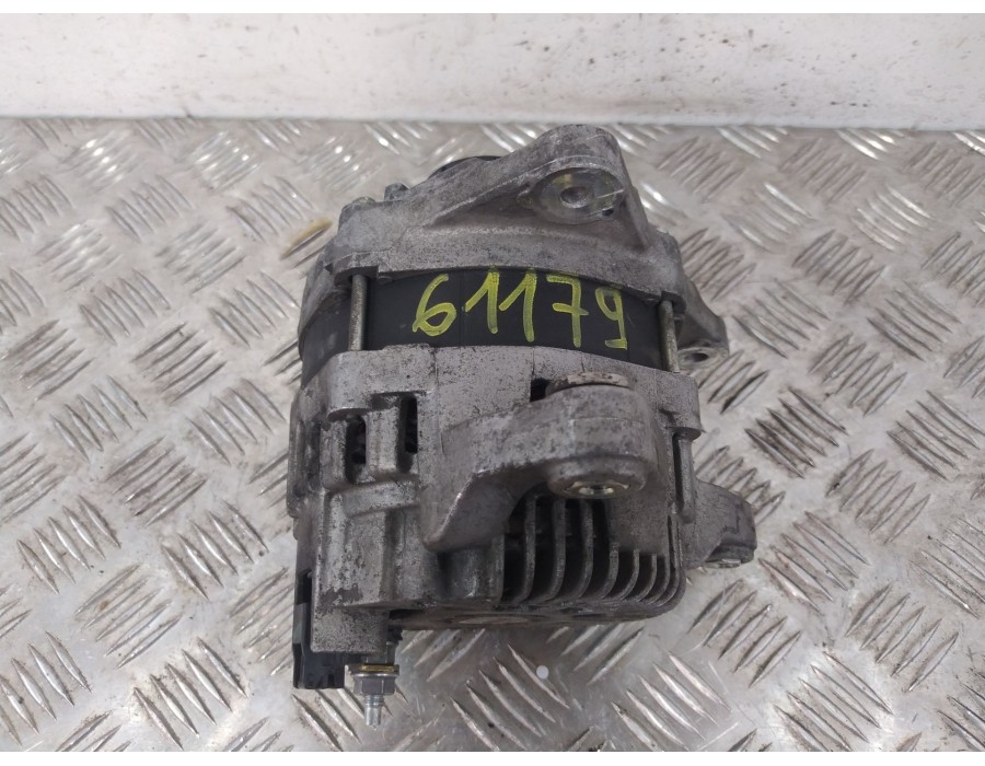 Recambio de alternador para renault trafic iii autobús (jg_) 1.6 dci 115 (jgmd) referencia OEM IAM 231009096  