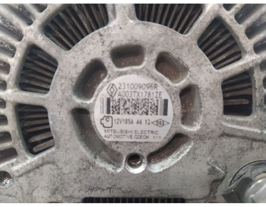 Recambio de alternador para renault trafic iii autobús (jg_) 1.6 dci 115 (jgmd) referencia OEM IAM 231009096  