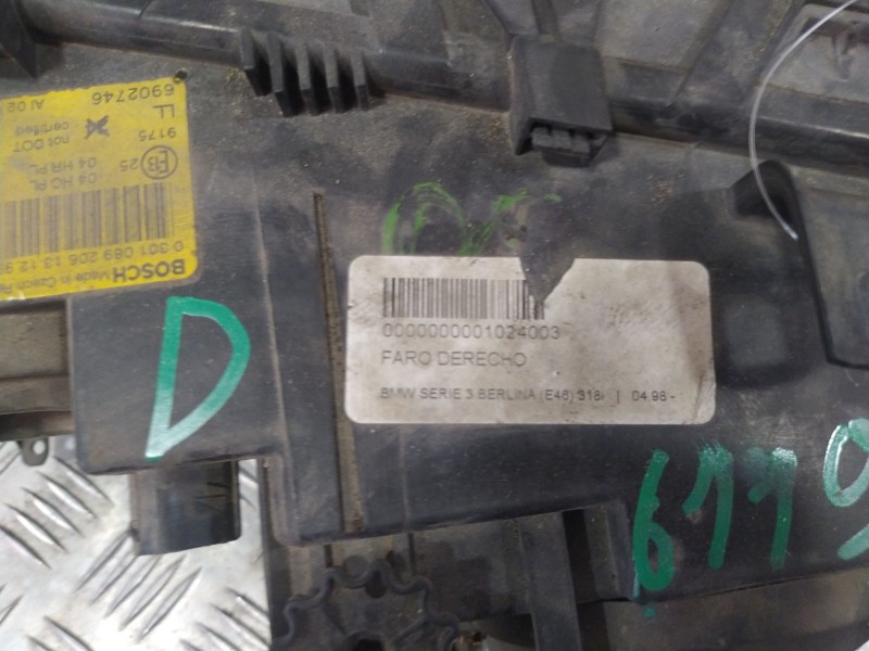 Recambio de faro derecho para bmw 3 (e46) 320 d referencia OEM IAM 10105091009  