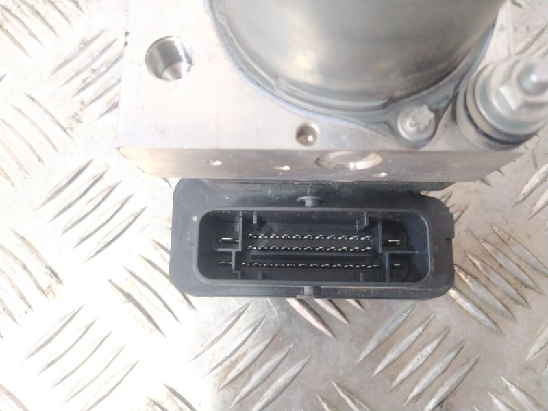 Recambio de abs para renault clio v (b7_) 1.0 tce 100 (b7mt) referencia OEM IAM 2265106627  