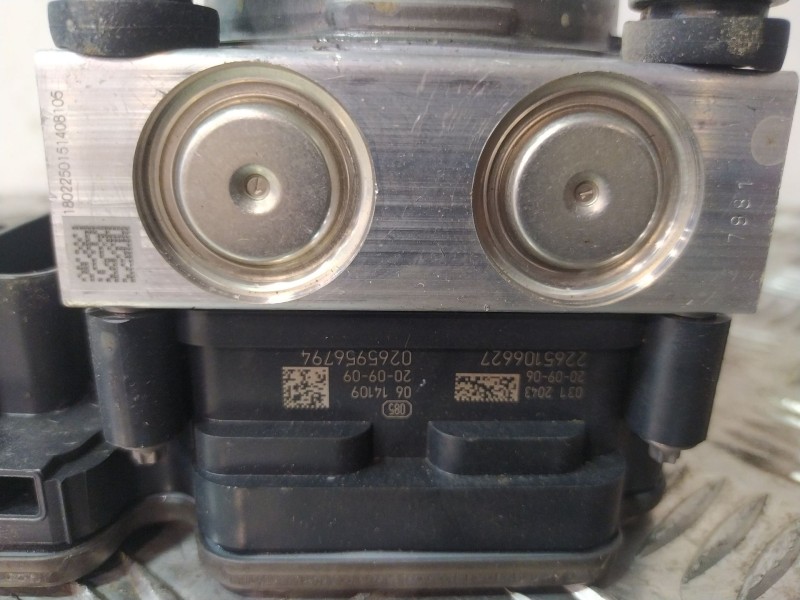 Recambio de abs para renault clio v (b7_) 1.0 tce 100 (b7mt) referencia OEM IAM 2265106627  