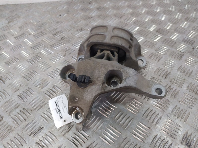 Recambio de soporte motor para dacia duster (hs_) 1.5 dci referencia OEM IAM 112849221R  