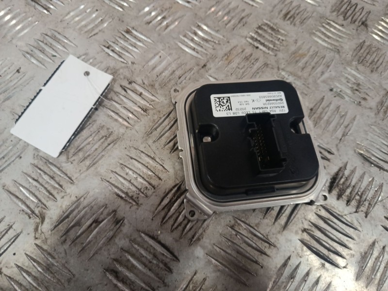 Recambio de centralita faros xenon para renault clio v (b7_) 1.0 tce 100 (b7mt) referencia OEM IAM 260556623R  