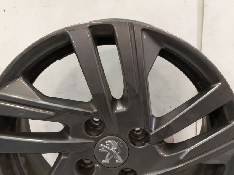 Recambio de llanta para peugeot 208 ii (ub_, up_, uw_, uj_) 1.5 bluehdi 100 referencia OEM IAM 98251652ZV  