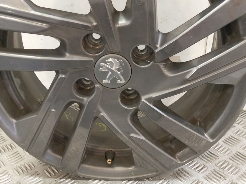 Recambio de llanta para peugeot 208 ii (ub_, up_, uw_, uj_) 1.5 bluehdi 100 referencia OEM IAM 98251652ZV  