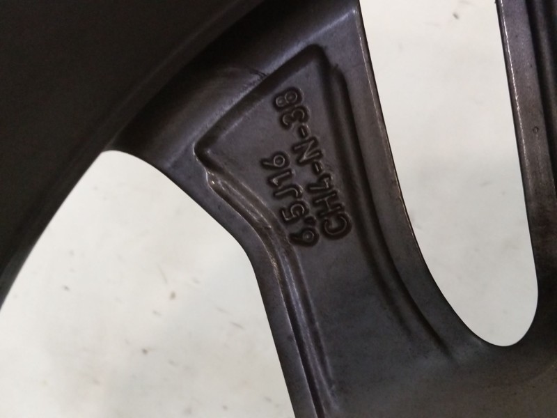 Recambio de llanta para peugeot 208 ii (ub_, up_, uw_, uj_) 1.5 bluehdi 100 referencia OEM IAM 98251652ZV  