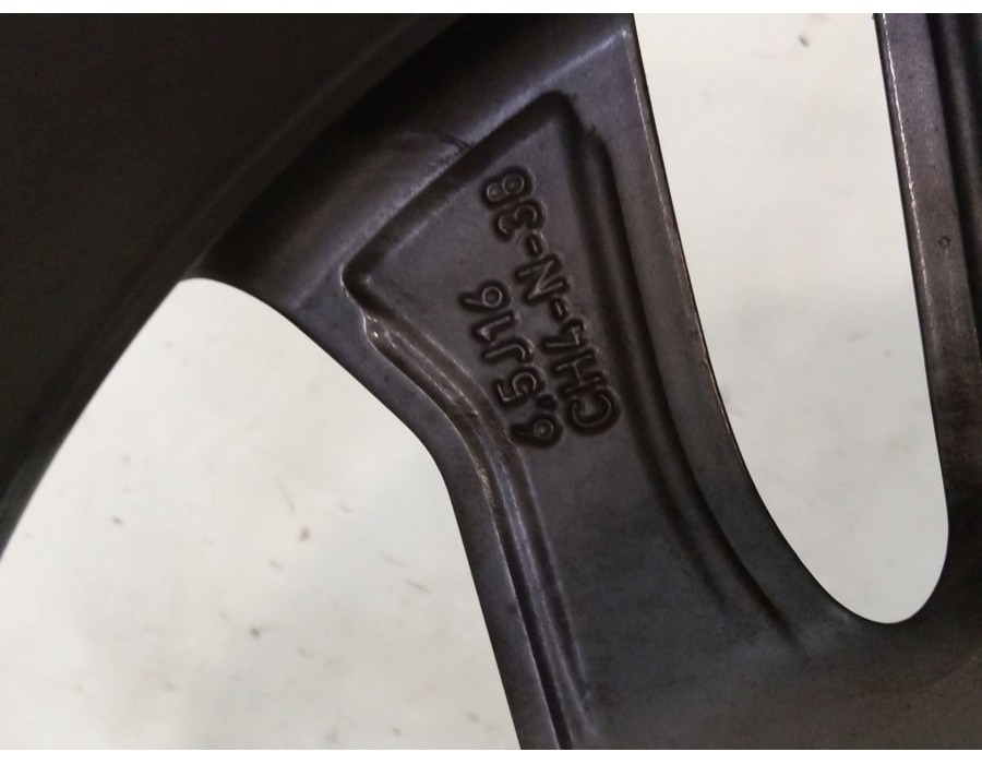 Recambio de llanta para peugeot 208 ii (ub_, up_, uw_, uj_) 1.5 bluehdi 100 referencia OEM IAM 98251652ZV  