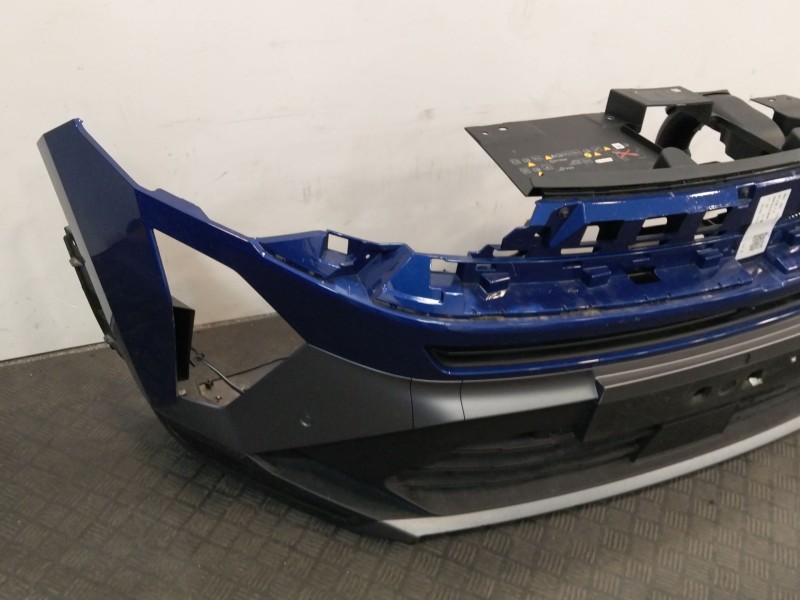 Recambio de paragolpes delantero para renault captur ii (hf_) tce 160 (hfn1) referencia OEM IAM 62010P745R  