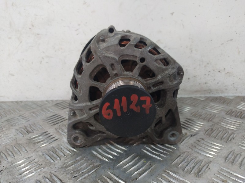 Recambio de alternador para renault clio iv (bh_) 0.9 tce 90 referencia OEM IAM 231002854R 231007644R 