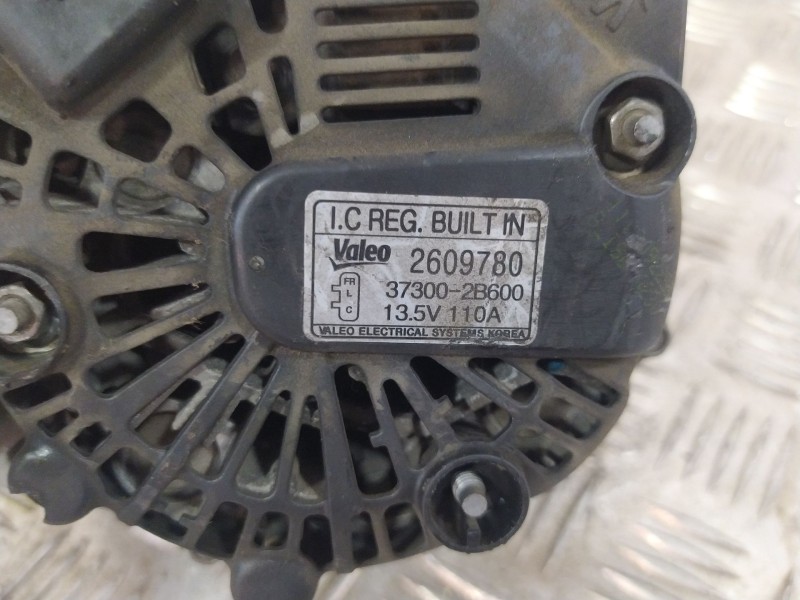 Recambio de alternador para hyundai ix35 (lm, el, elh) 1.6 referencia OEM IAM 373002B600  