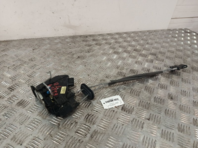 Recambio de cerradura puerta trasera derecha para kia niro (de) 1.6 gdi hybrid referencia OEM IAM 81420G5000  