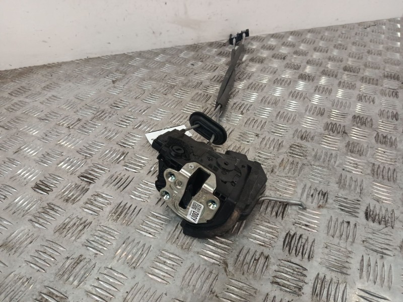 Recambio de cerradura puerta trasera derecha para kia niro (de) 1.6 gdi hybrid referencia OEM IAM 81420G5000  